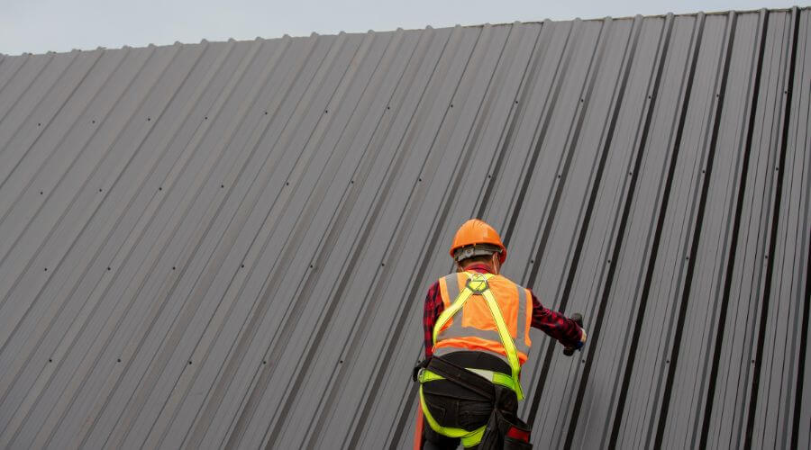 Professional metal roof installation services in Midlothian, TX